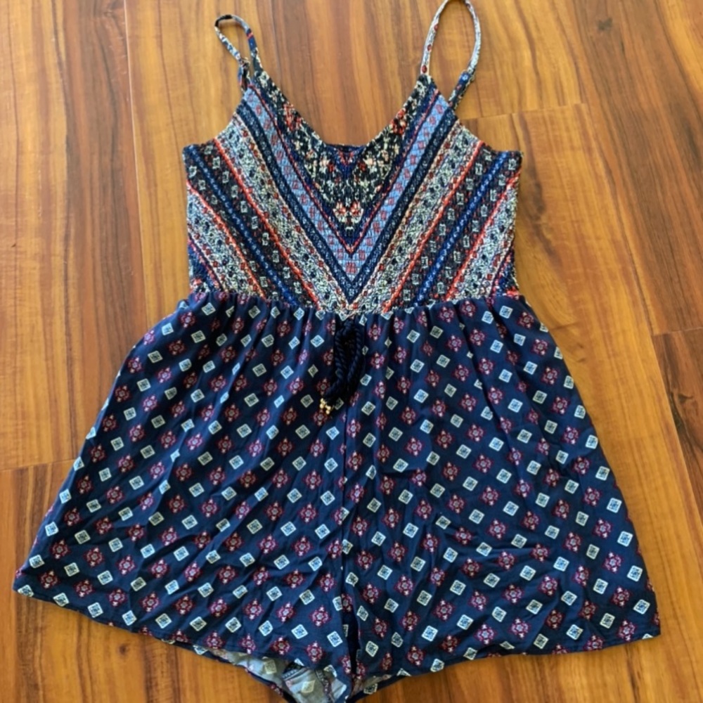 Patterned romper